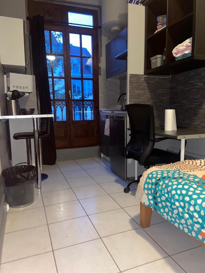 Appartamento Emplacement Ideal : Studio Au Coeur De Dijon Disponible En Location Esterno foto